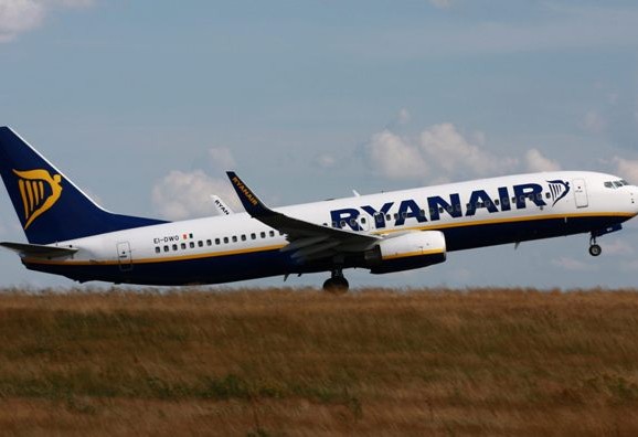 Eh, da je pilot povukao ručnu…