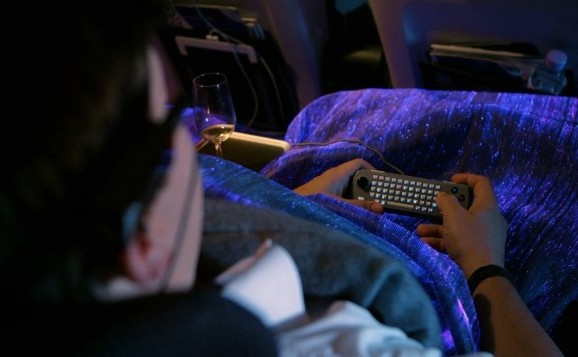 Ćebe sreće u avionu