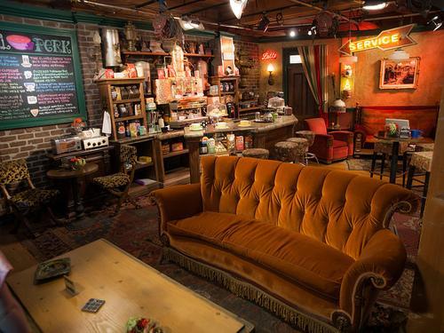 Otvara se kafić „Central Perk“ u Njujorku