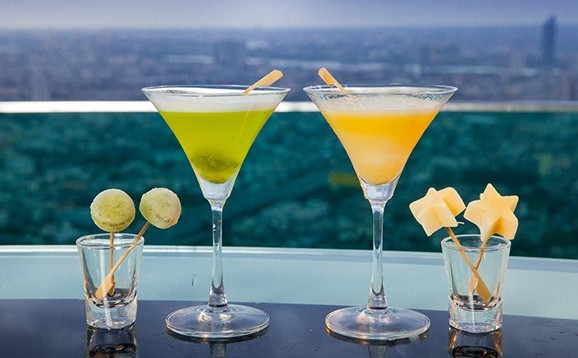 Hangovertini, Sky Bar