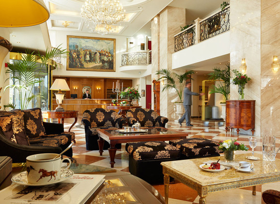 Mediterranean Palace, Solun