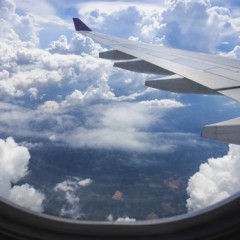 Zašto na avionskim prozorima postoji mala rupa?