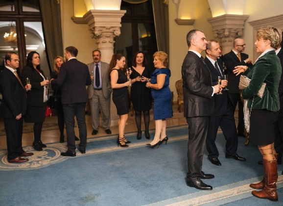 Pijerijsko gostoprimstvo u Kraljevskom dvoru u Beogradu