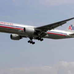 Preko 70.000 putnika American Airlines-a propustilo letove zbog redova