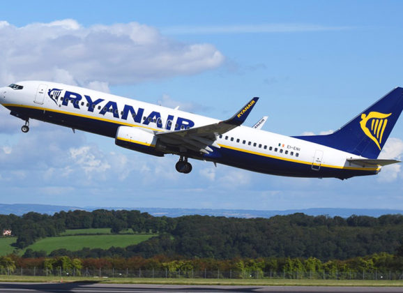 Ryanair uvodi obavezno rezervisanje mesta za porodice