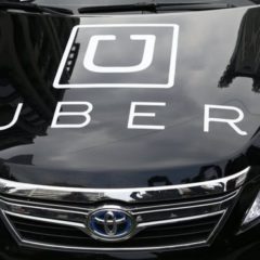 Rat između taksista i Ubera tera turiste iz Južne Afrike