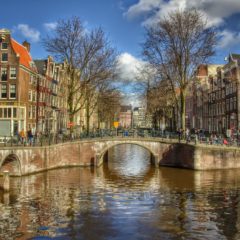 Amsterdam iz gradskog centra izbacuje turističke sadržaje
