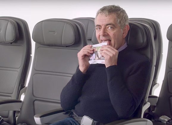 I sigurnosne procedure u avionu mogu da budu zabavne!