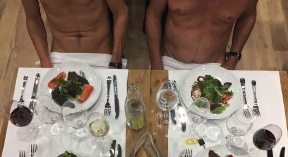 U Parizu je otvoren prvi nudistički restoran