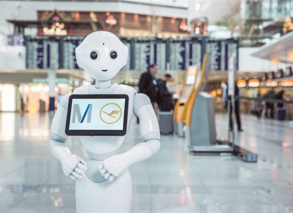 Robot Josie, novi zaposleni na minhenskom aerodromu
