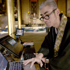 Monah DJ? Samo u Japanu…