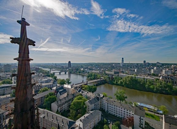 Frankfurt na Majni, svet u malom