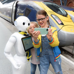 Robot Peper vas savetuje o putovanju Eurostarom