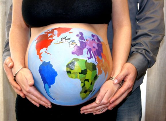 Bebe iz aviona: Kad porođaj počne tokom leta