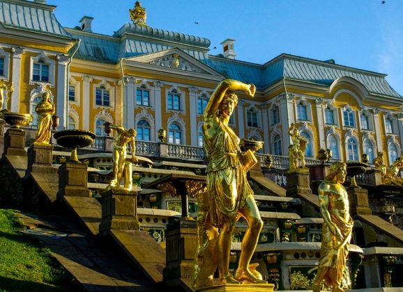 Sankt Peterburg želi bogate turiste