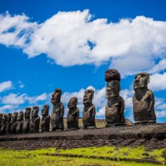 Turisti pretnja statuama Uskršnjeg ostrva