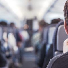 Platio ekonomsku klasu, dobio ceo avion