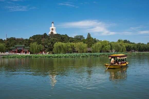 Botanički park Beihai smatra se najstarijim i najvećim carskim vrtom u Kini
