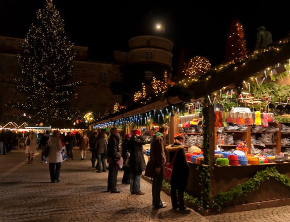 Jedna od najpopularnijih "božićnih" destinacija u Nemačkoj je Štutgart, čiji veliki božićni market je otvoren od 27. novembra do 23. decembra