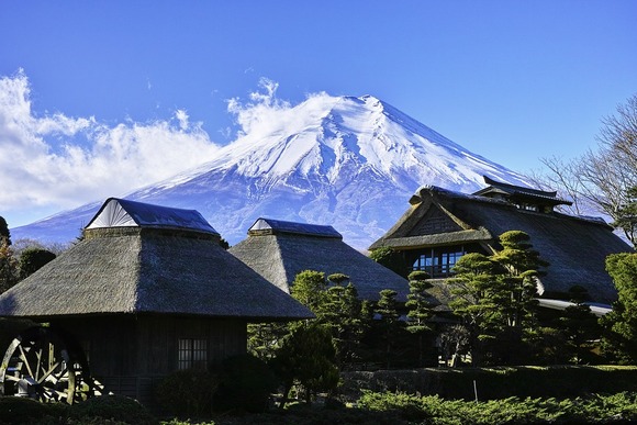 Planina Fuđi je sveta planina u Japanu u velika turistička atrakcija