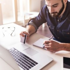Priuštite sebi odmor sa Addiko Mastercard kreditnom karticom