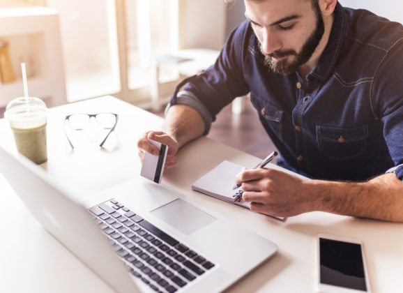 Priuštite sebi odmor sa Addiko Mastercard kreditnom karticom
