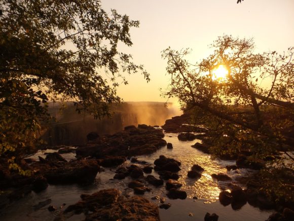 Viktorijini vodopadi u Zimbambeu su poseban dodatak safariju