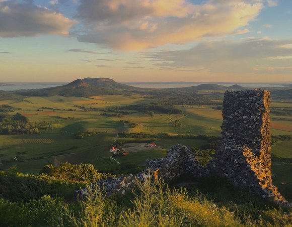 Prelepa divljina Mađarske psolužila je za set serije Vestac