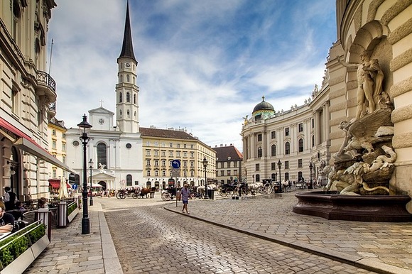 U 2016. godini zabeleženo je 11.000 Airbnb smeštajnih jedinica u Beču
