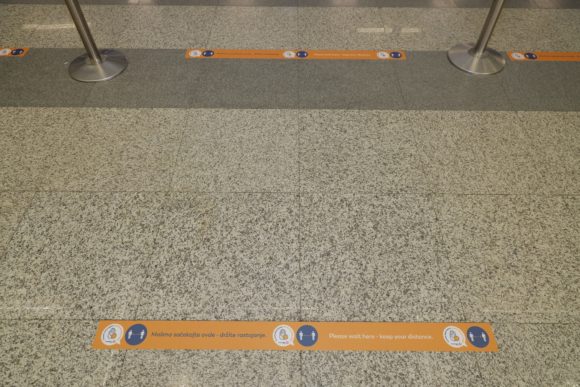 Odstojanje izmedju putnika