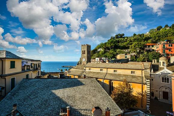 osim što je kapija Cinque Terre-a, Monterosso al Mare je poznat i po jedinoj peščanoj plaži u ovoj regiji