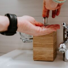 Polovina Britanaca ne veruje da su higijenski uslovi u hotelima dobri u doba korone