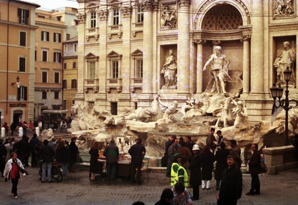 Fontana di Trevi jr najpoznatija fontana Rima
