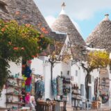 alberobello je gradic neobicnih kuca