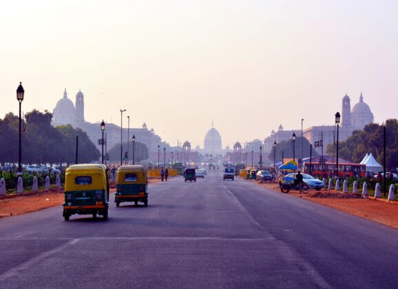 20.000 kilometara, 18 zemalja, 70 dana! Stiže najduža bus linija Nju Delhi – London!