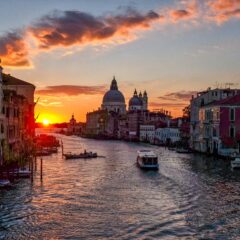 Kakva budućnost čeka destinacije koje su se borile sa masovnim turizmom