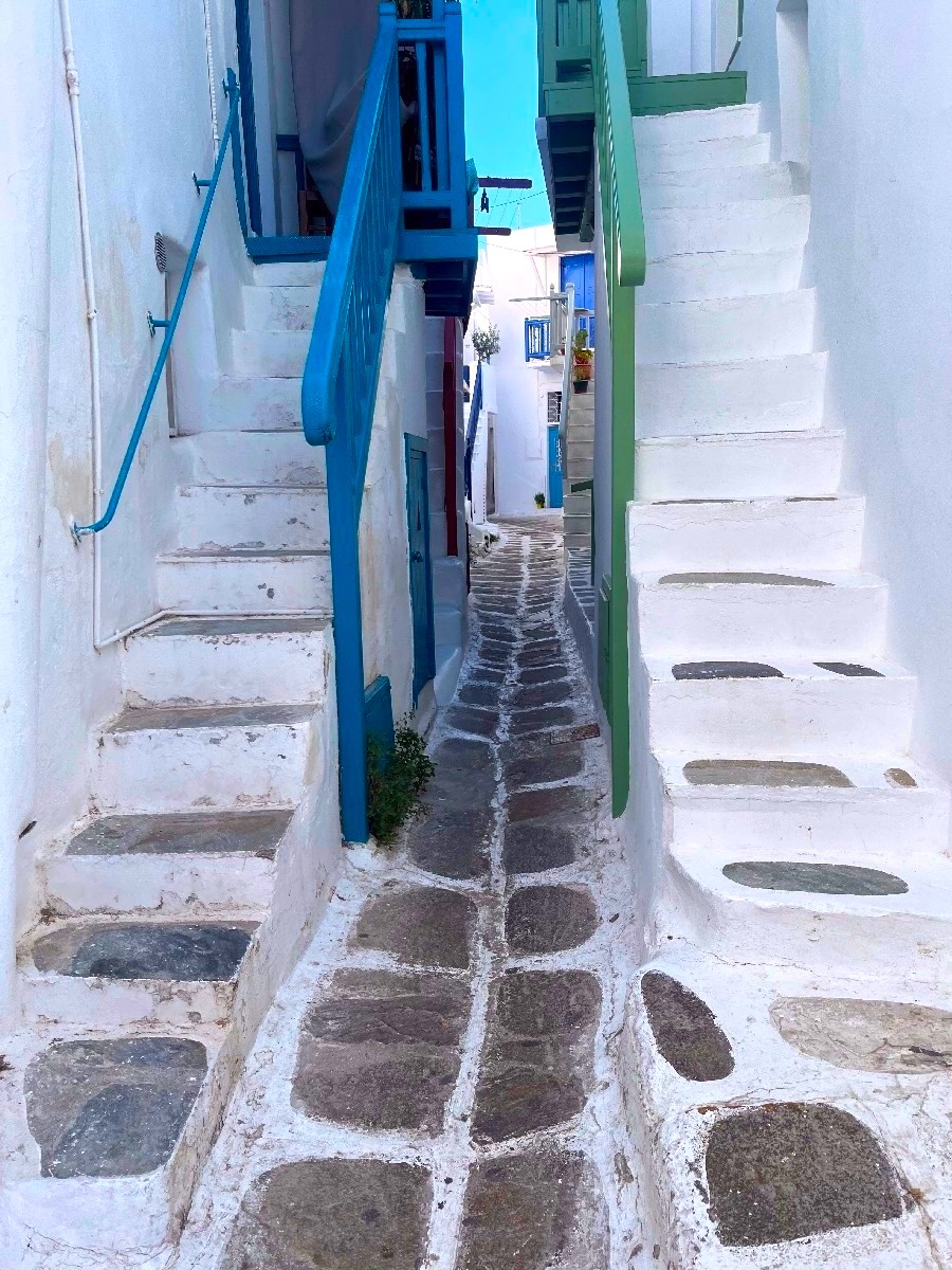 Mikonos
